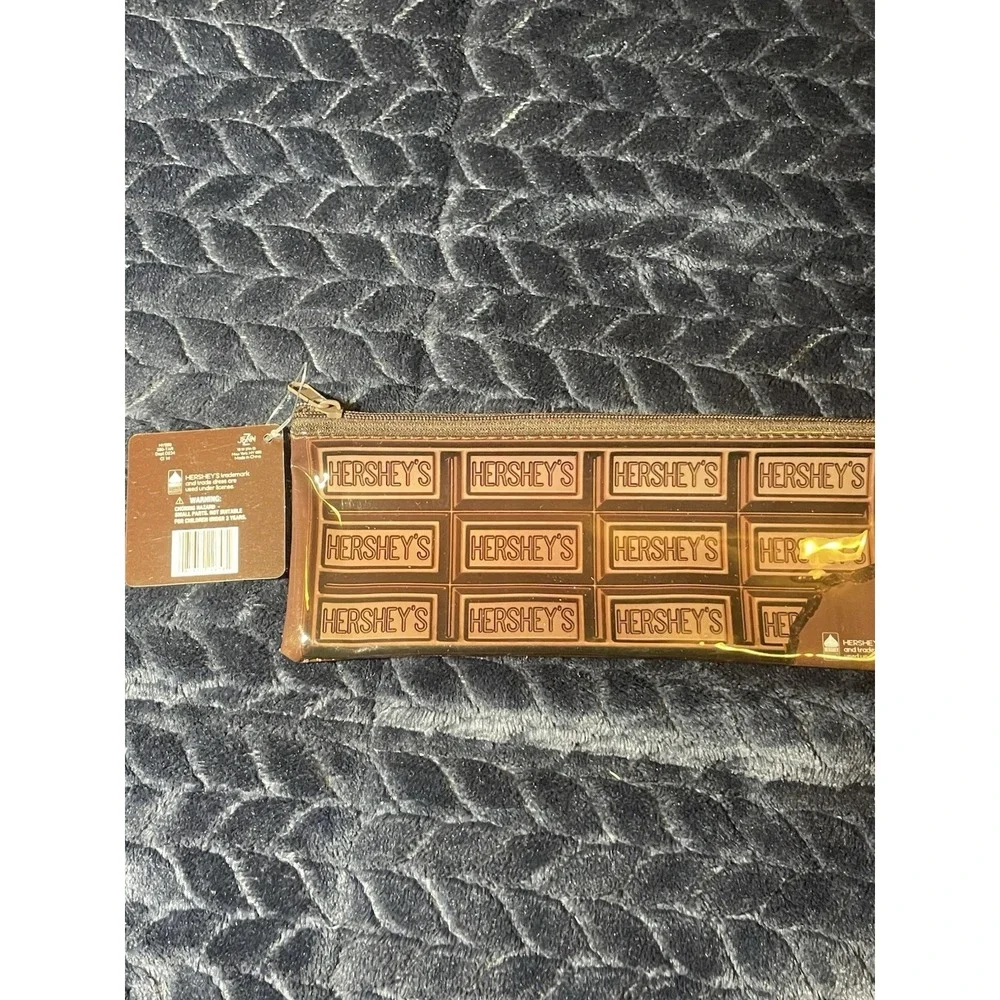 Hershey All Purpose Case